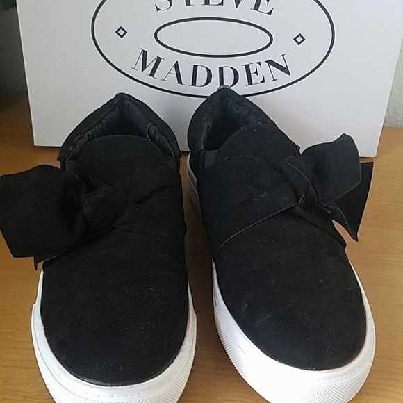 Steve Madden Suede Slip ons Sneakers - Picture 3 of 6
